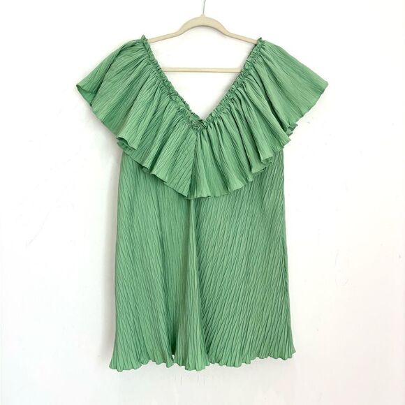 ZARA green Voluminous Pleated Dress - Picture 10 of 17